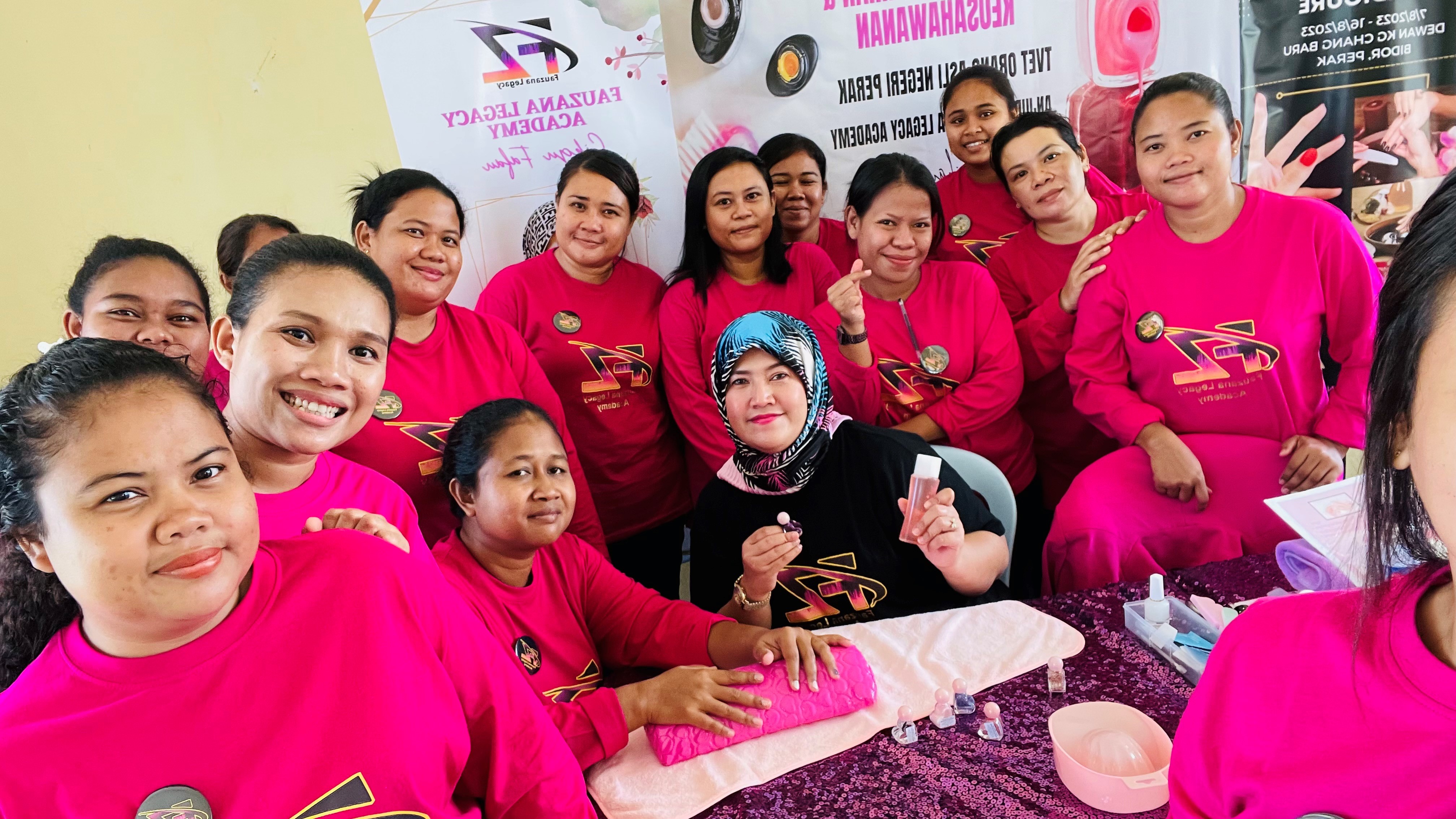 Manicure & Pedicure 2